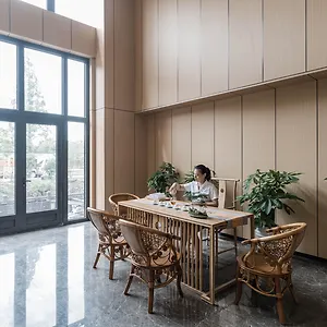 Shanghai hotels &amp; apartments, all accommodations in Shanghai