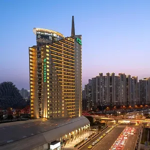 Shanghai hotels &amp; apartments, all accommodations in Shanghai