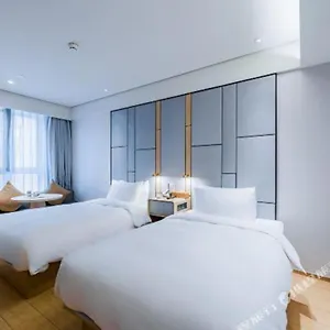 Shanghai hotels &amp; apartments, all accommodations in Shanghai